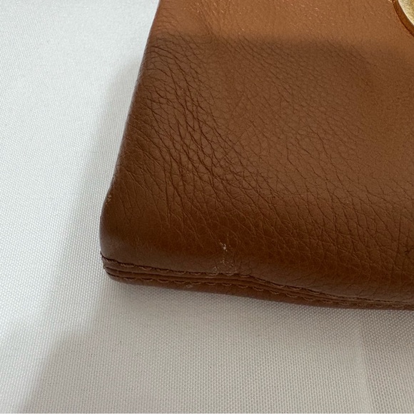 Michael Kors brown leather crossbody bag with gold-tone hardware - Picture 15 of 16